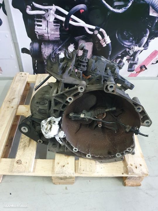 Caixa de velocidades Citroen Jumper 2.2 HDI ref 20UM23 - 1