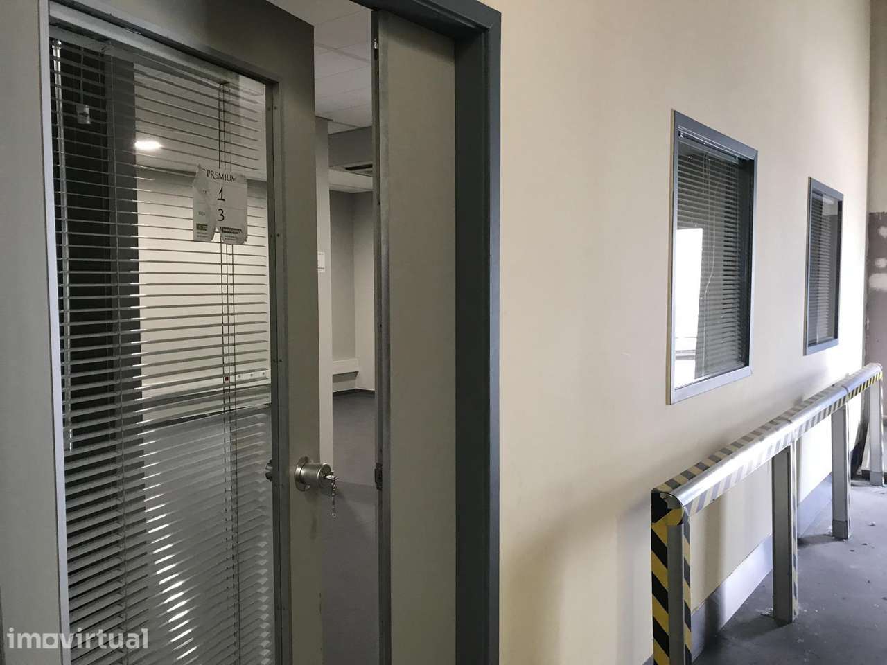 Armazém para arrendar com 450 m² em Loures - Grande imagem: 5/17