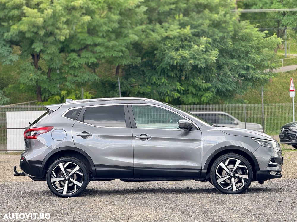 Nissan Qashqai 1.6 DIG-T TEKNA+ - 3