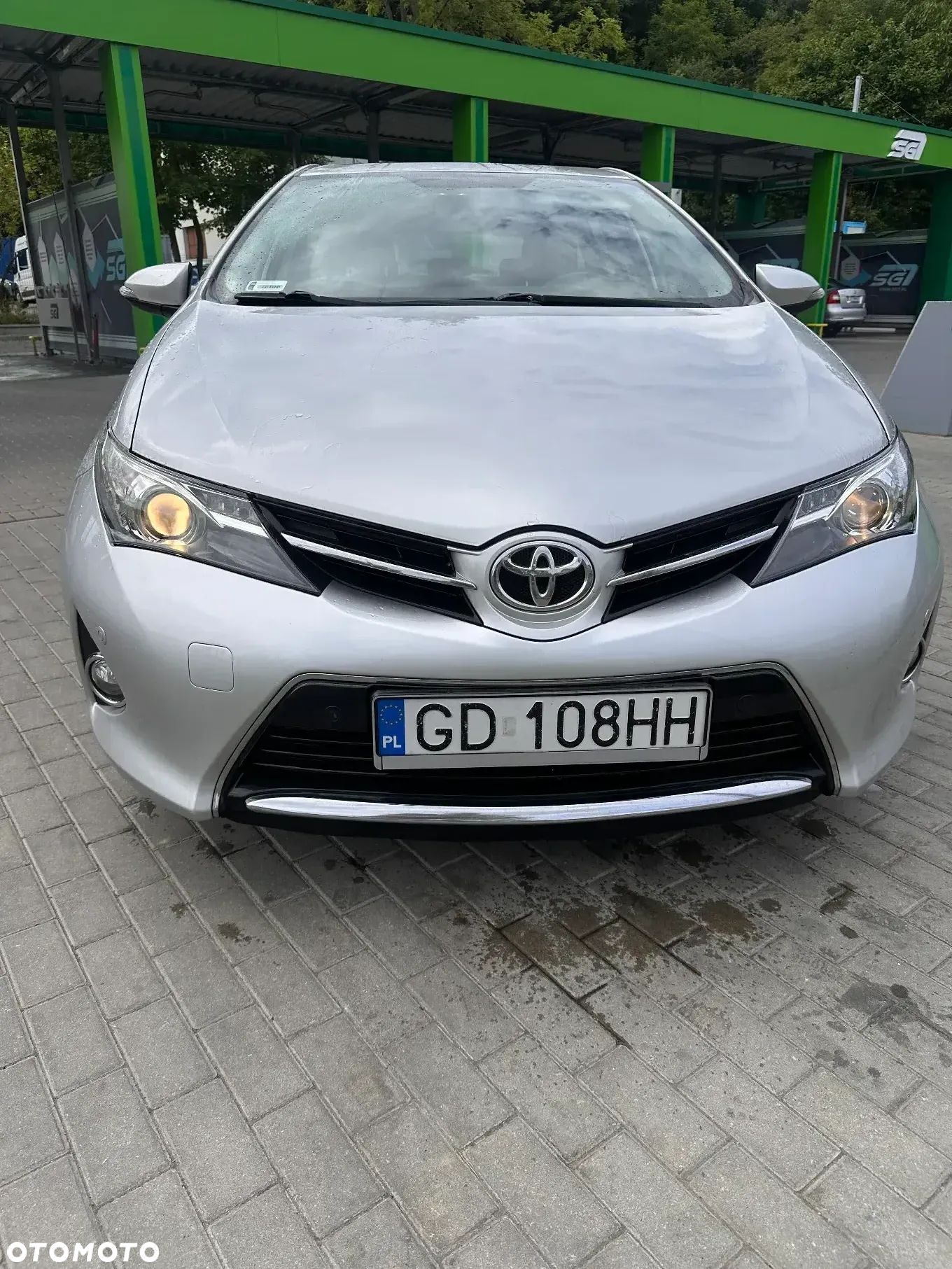 Toyota Auris 1.6 Premium Comfort - 1
