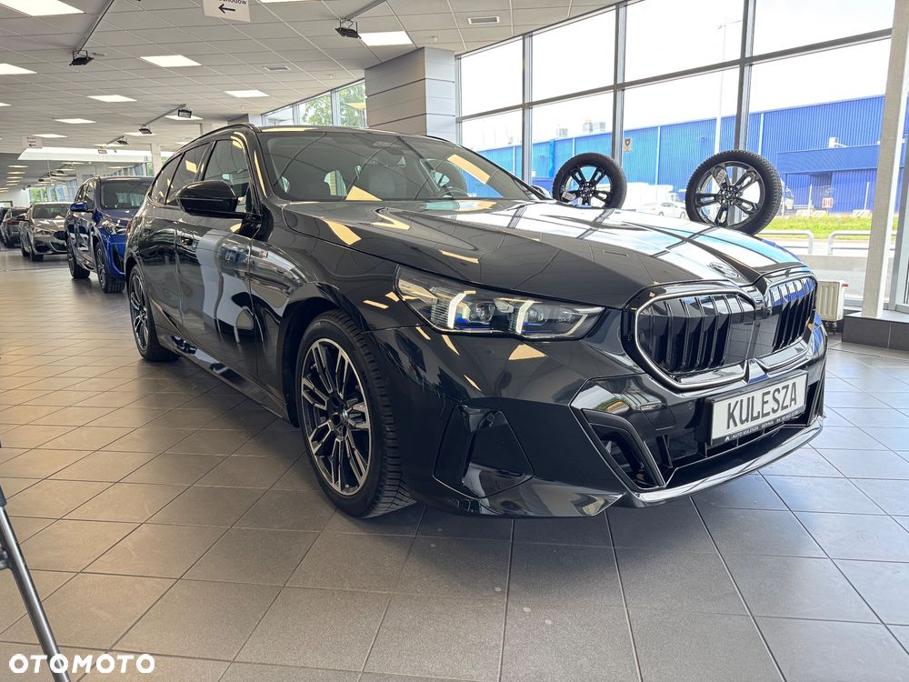 BMW Seria 5 520d xDrive - 4