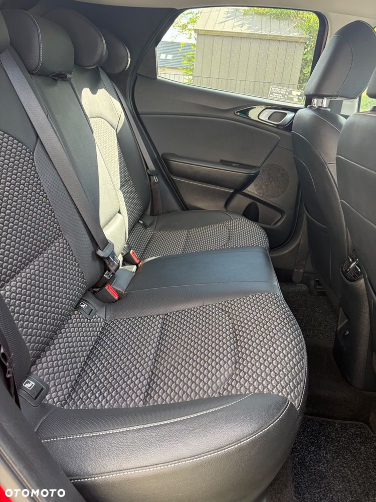 Kia XCeed 1.5 T-GDI Business Line - 9