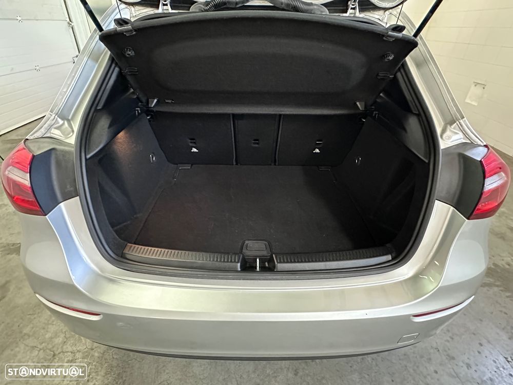 Mercedes-Benz A 180 d Business Solutions Aut. - 23