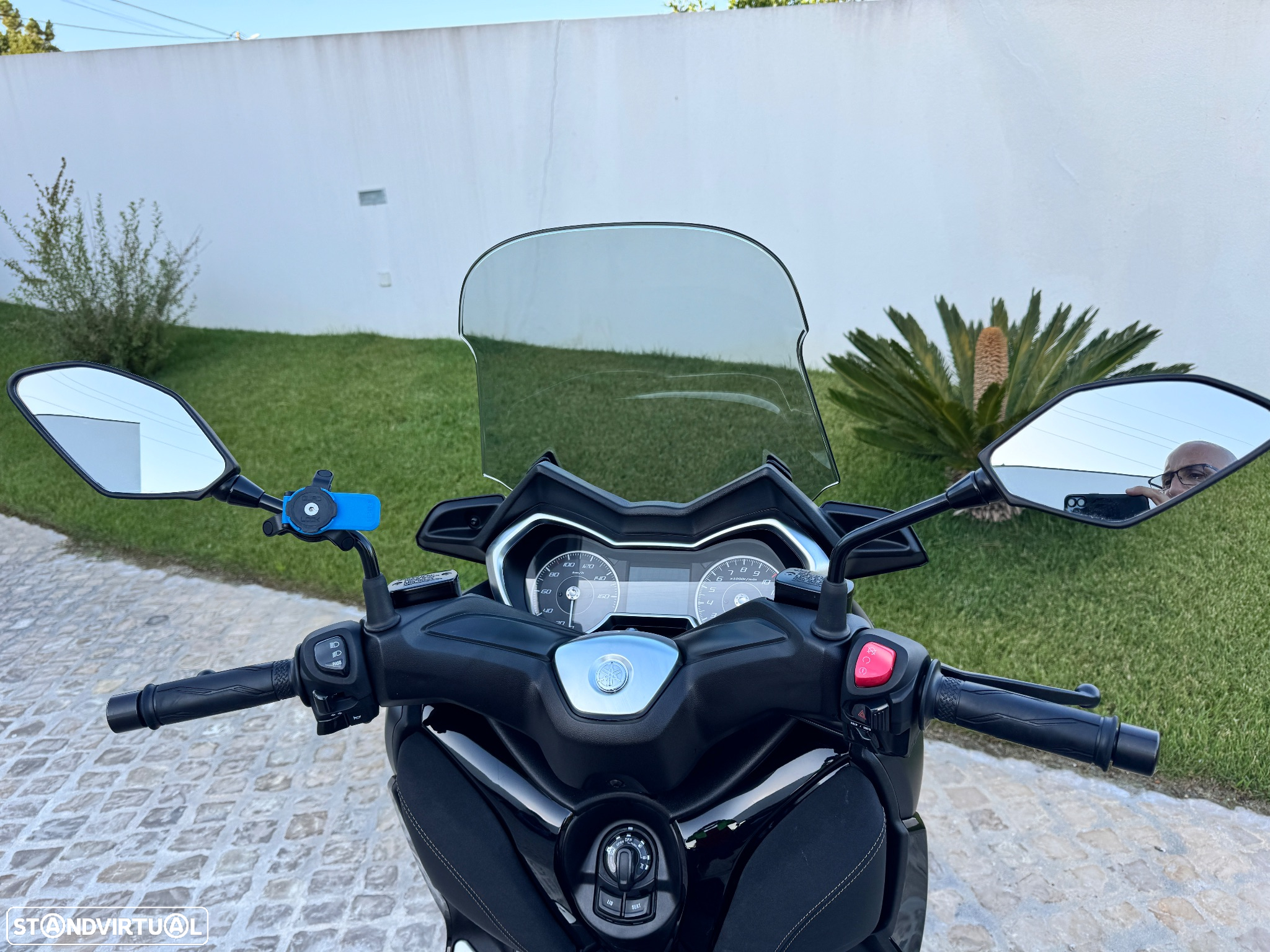 Yamaha X-Max Iron Max - 12