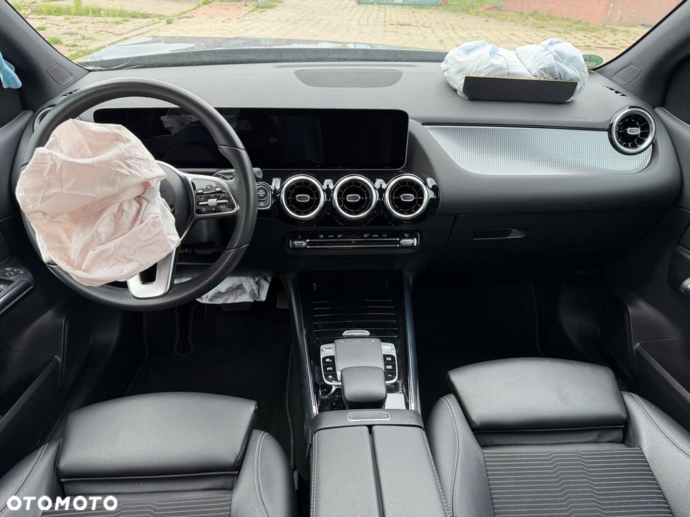 Mercedes-Benz Klasa B 220 4Matic 7G-DCT AMG Line - 19