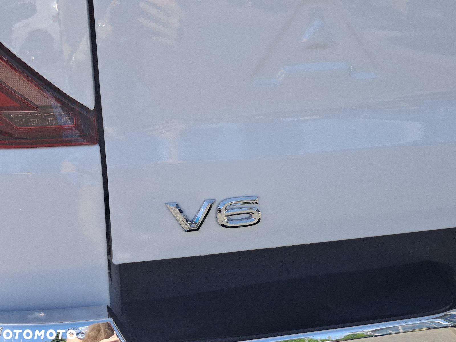 Volkswagen Amarok - 16