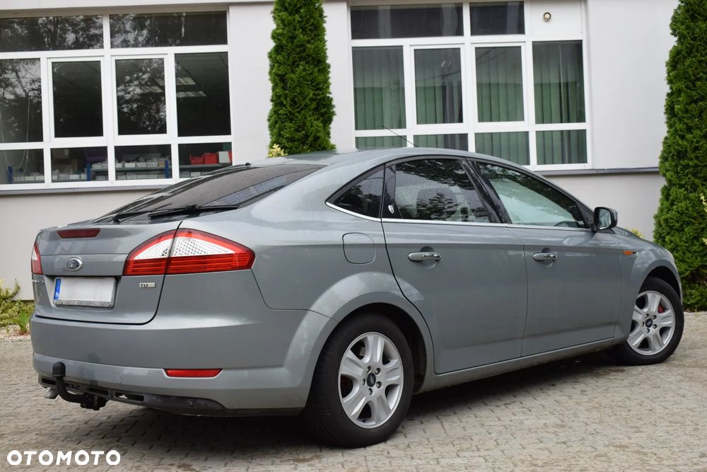 Ford Mondeo 1.8 TDCi Ghia - 13