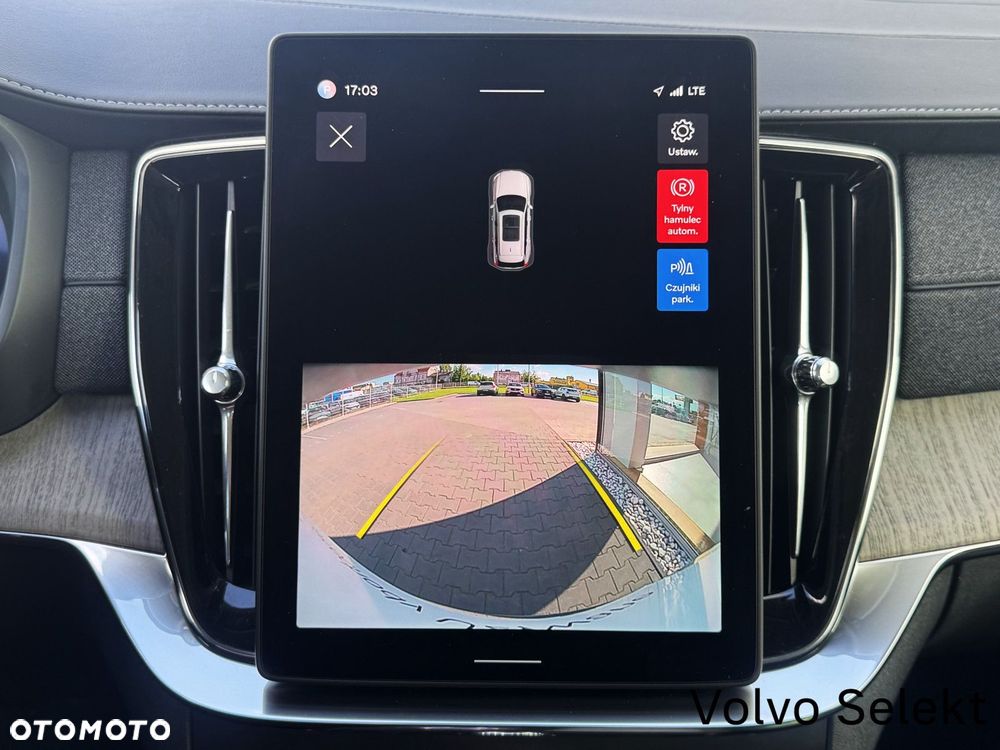 Volvo XC 90 - 21