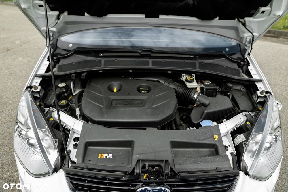 Ford S-Max 2.0 EcoBoost Titanium - 32