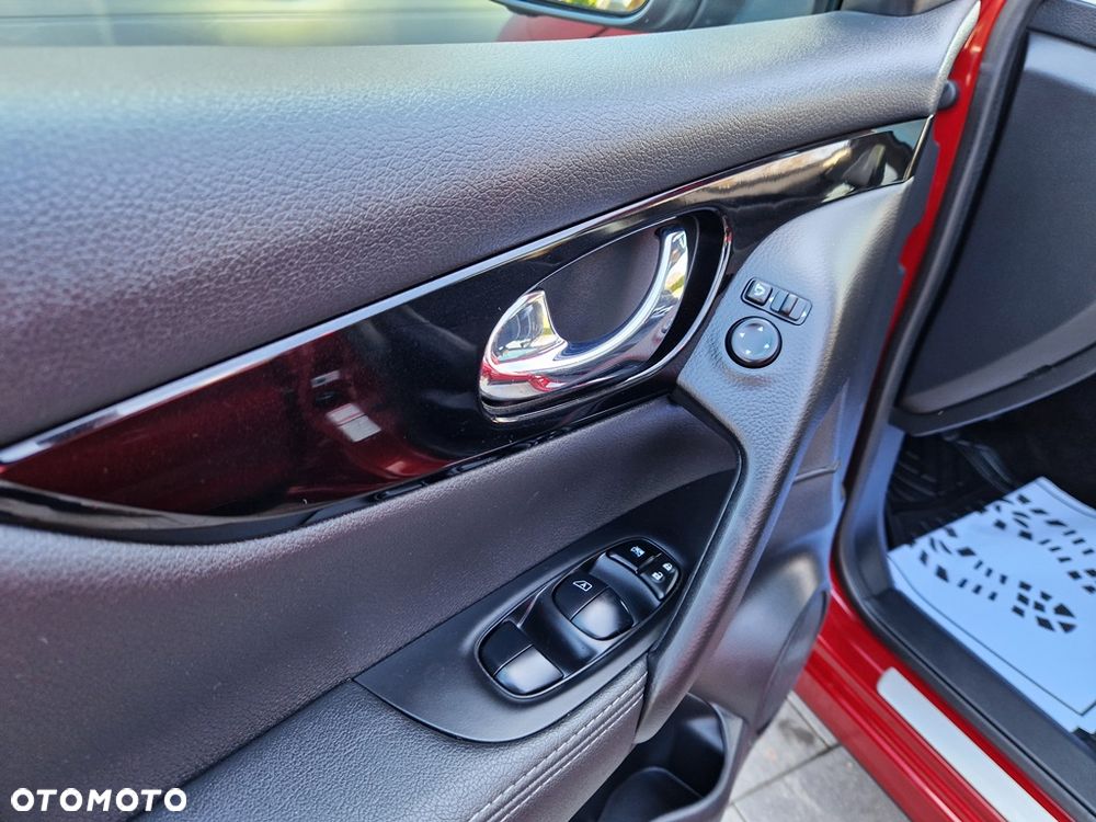 Nissan Qashqai 1.6 DIG-T Tekna+ - 33