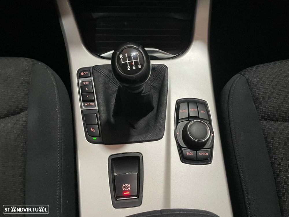 BMW X3 18 d sDrive Advantage - 43