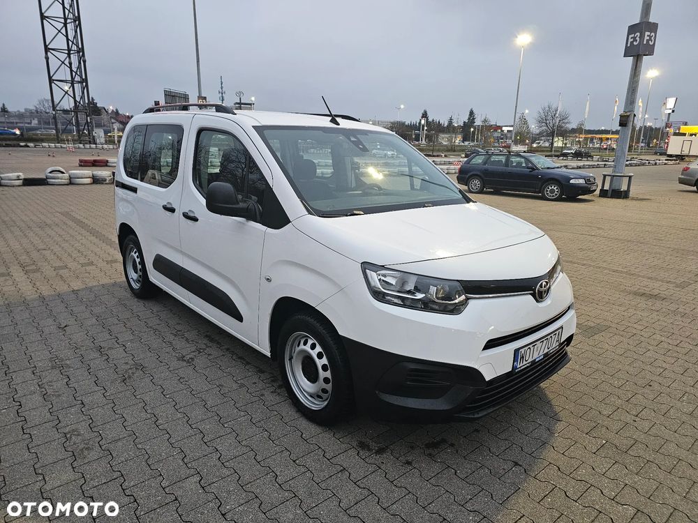 Toyota Proace City Verso 1.5 D-4D Family - 2