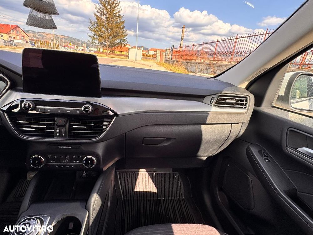 Ford Kuga 2.5 Duratec FHEV AWD Trend - 9