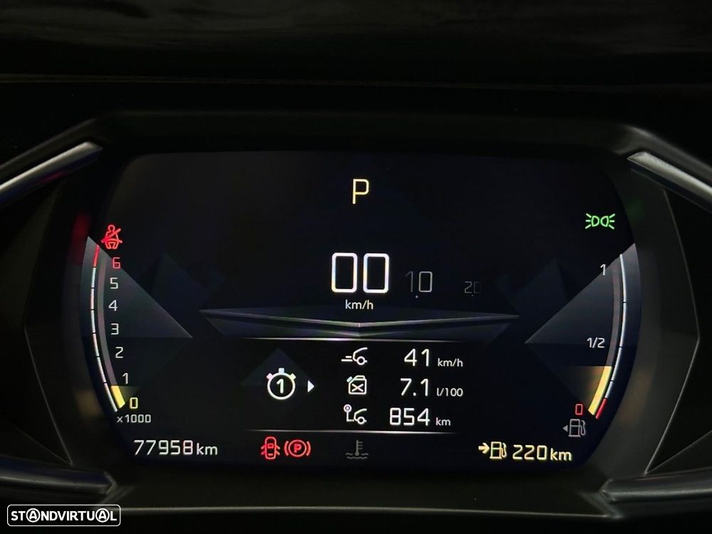 DS DS3 1.2 PureTech Performance Line EAT8 - 8