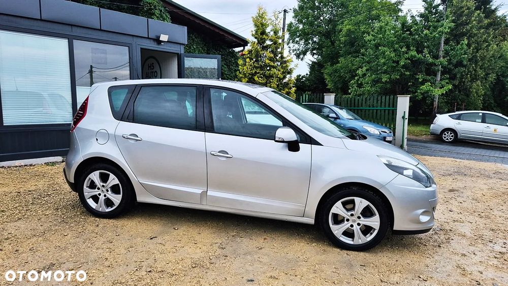 Renault Scenic 1.6 16V 110 Paris - 9