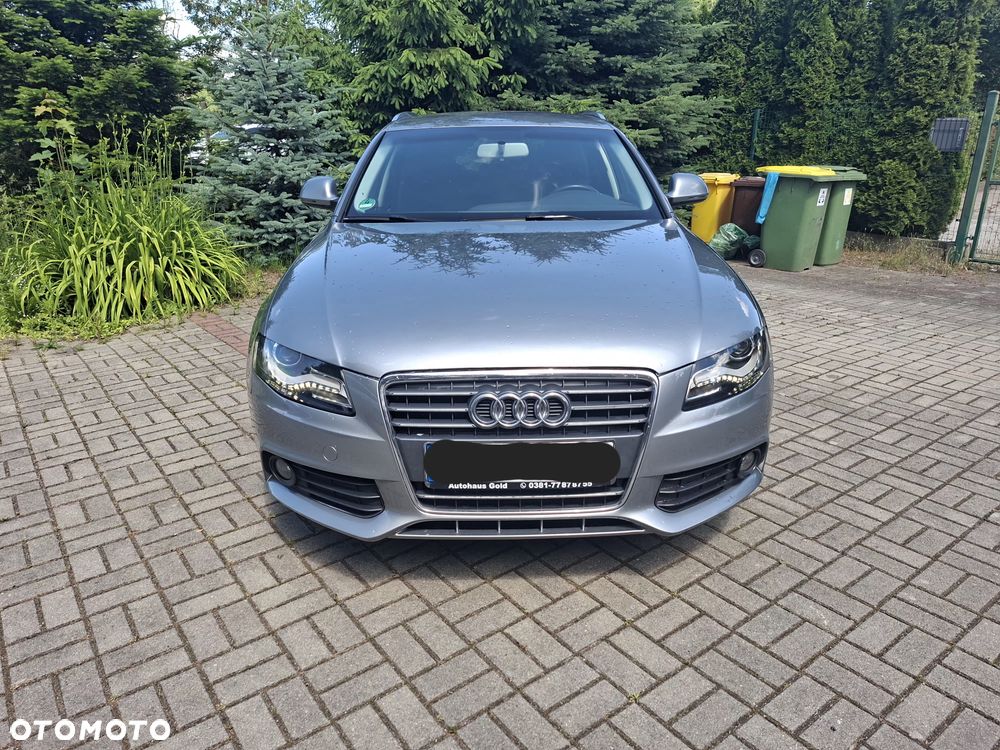 Audi A4 Avant - 13