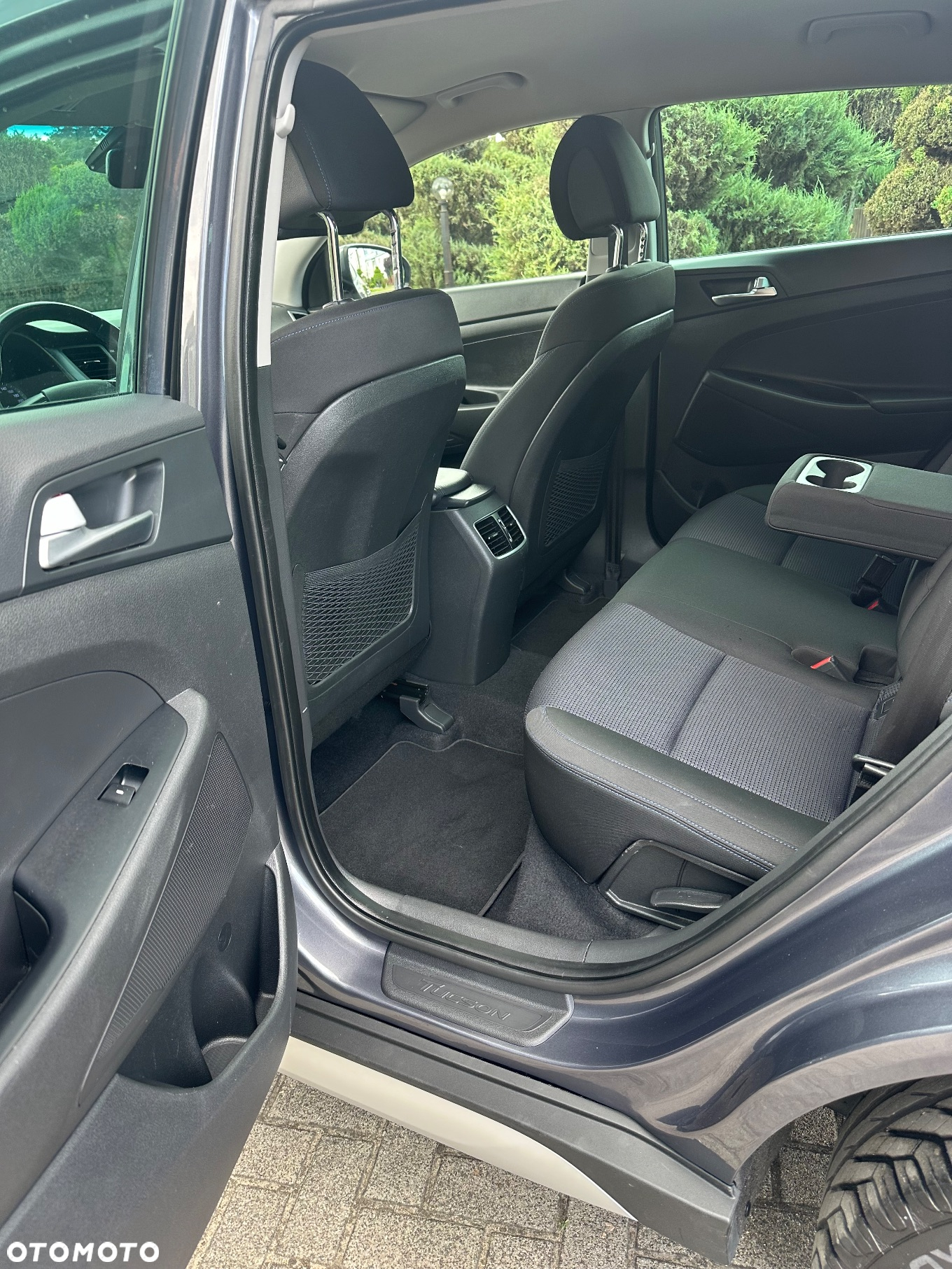 Hyundai Tucson 1.7 CRDI BlueDrive GO 2WD - 11