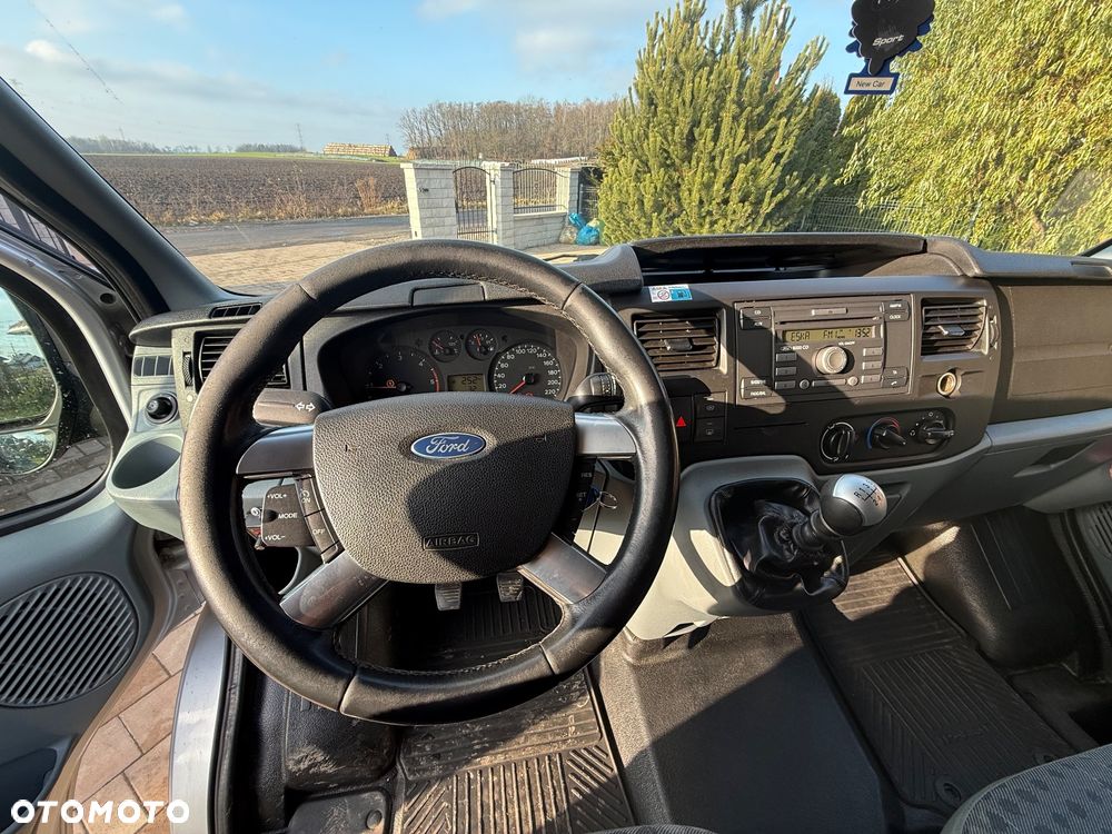 Ford Transit - 4