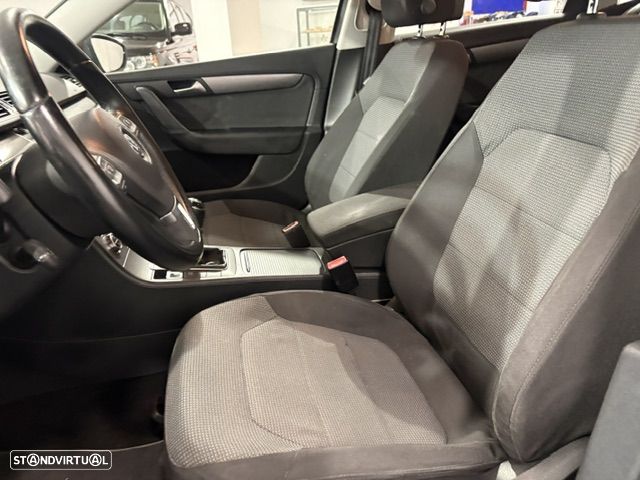 VW Passat Variant - 11