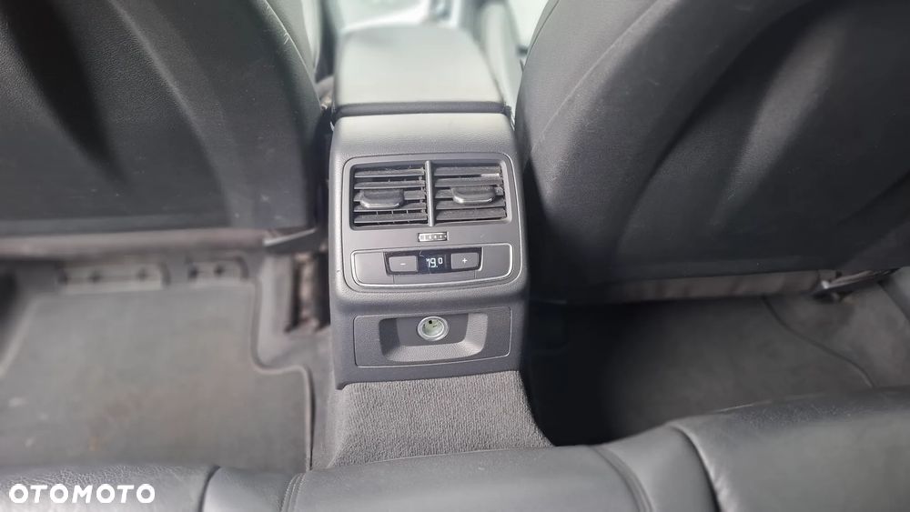 Audi A4 Avant 2.0 TDI quattro - 10