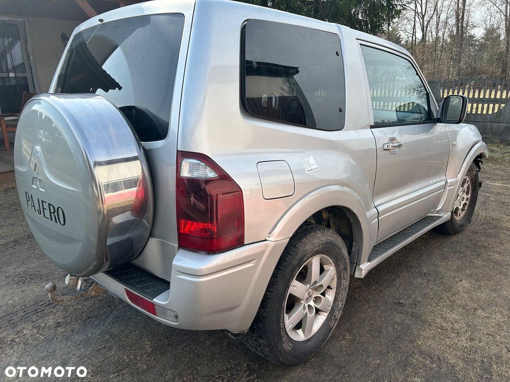 Mitsubishi Pajero 3.2 DI-D Automatik Instyle - 3