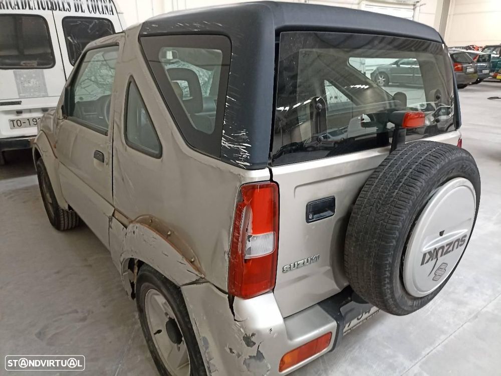 MOLDURA SUZUKI JIMNY SNFJ - 1