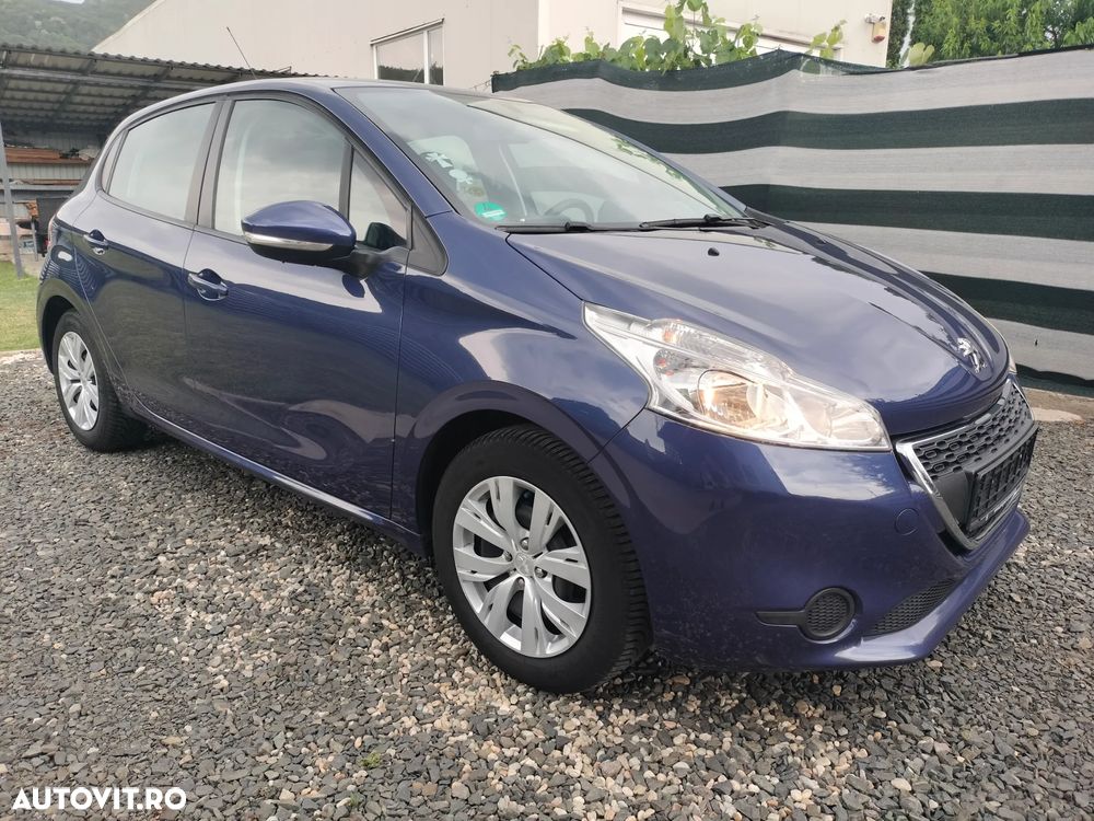Peugeot 208 1.2 L PureTech Active - 18