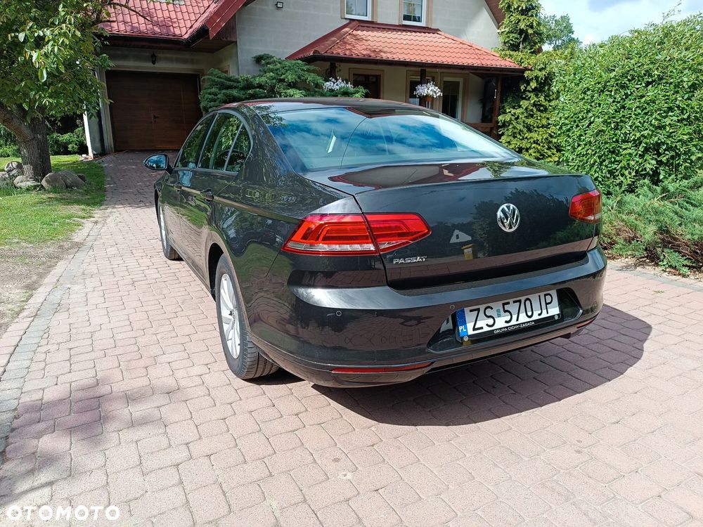 Volkswagen Passat 1.4 TSI BMT Trendline - 20