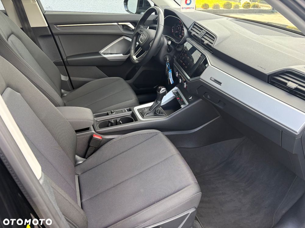 Audi Q3 45 TFSIe S tronic - 14