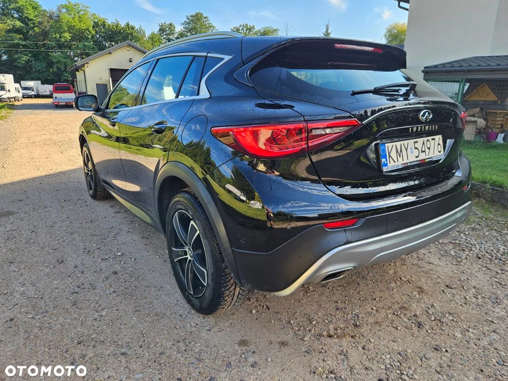 Infiniti QX - 10