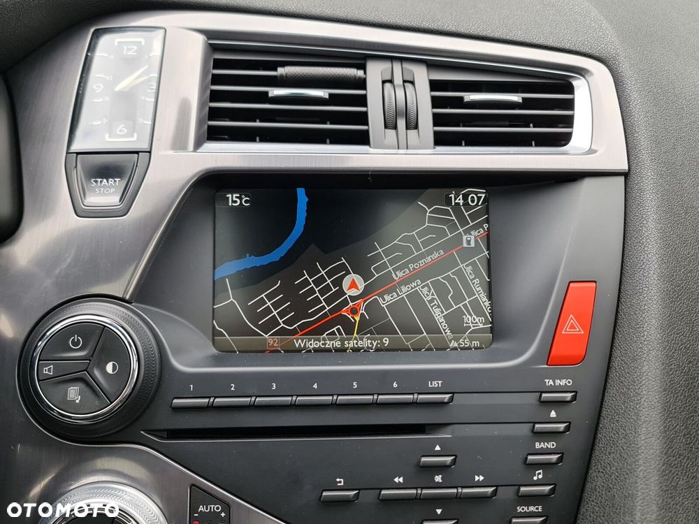 Citroën DS5 1.6 BlueHDi SoChic - 26