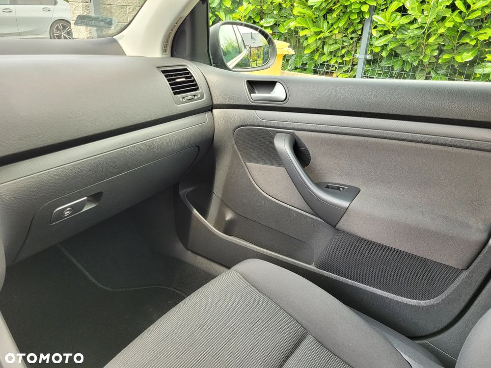 Volkswagen Golf 1.6 Trendline - 11