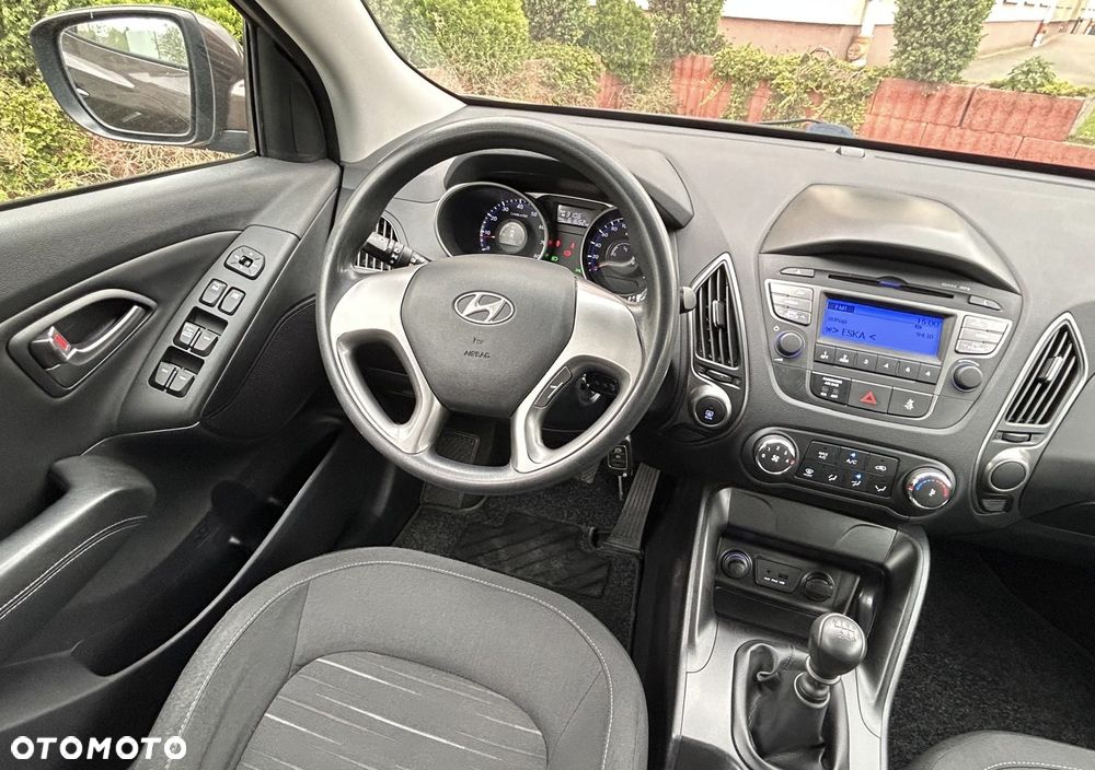 Hyundai ix35 blue 1.6 2WD Finale - 19