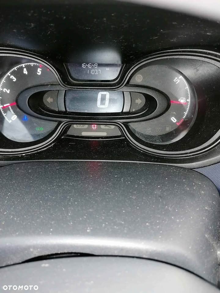 Opel Vivaro - 9