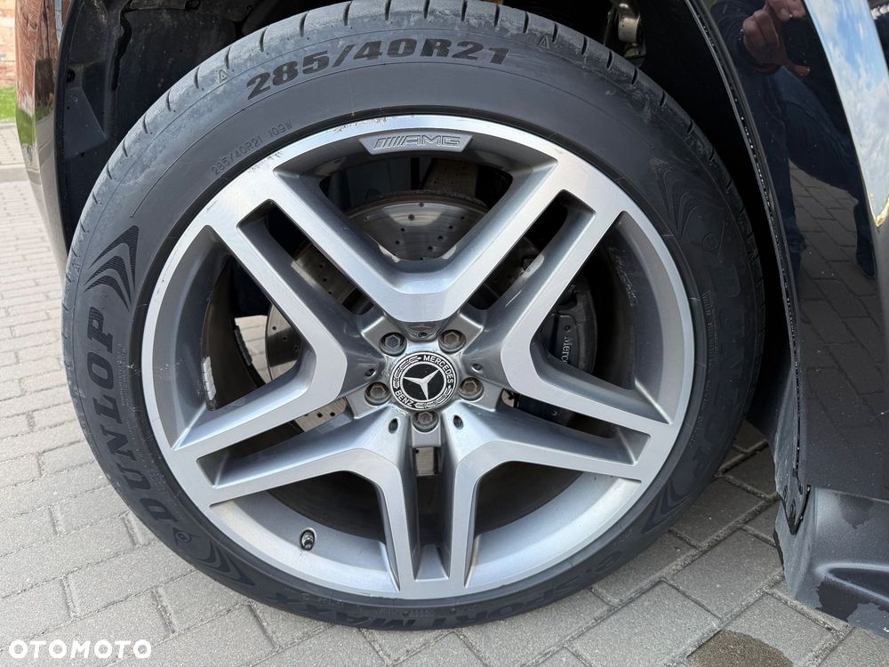 Mercedes-Benz GLS - 11