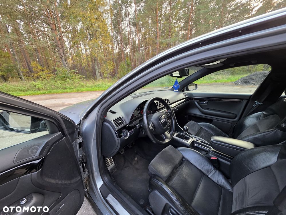 Audi A4 Limousine - 5