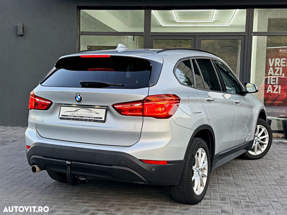 BMW X1 sDrive18d xLine - 13