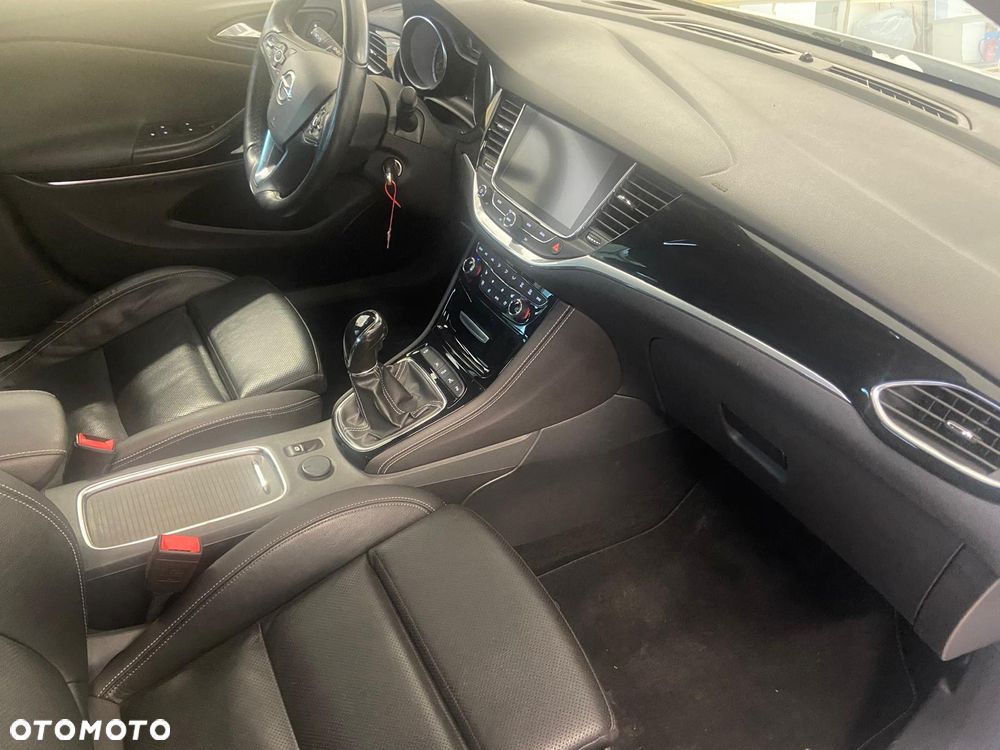 Opel Astra 1.6 BiTrb D (CDTI) Start/Stop Innovation - 13