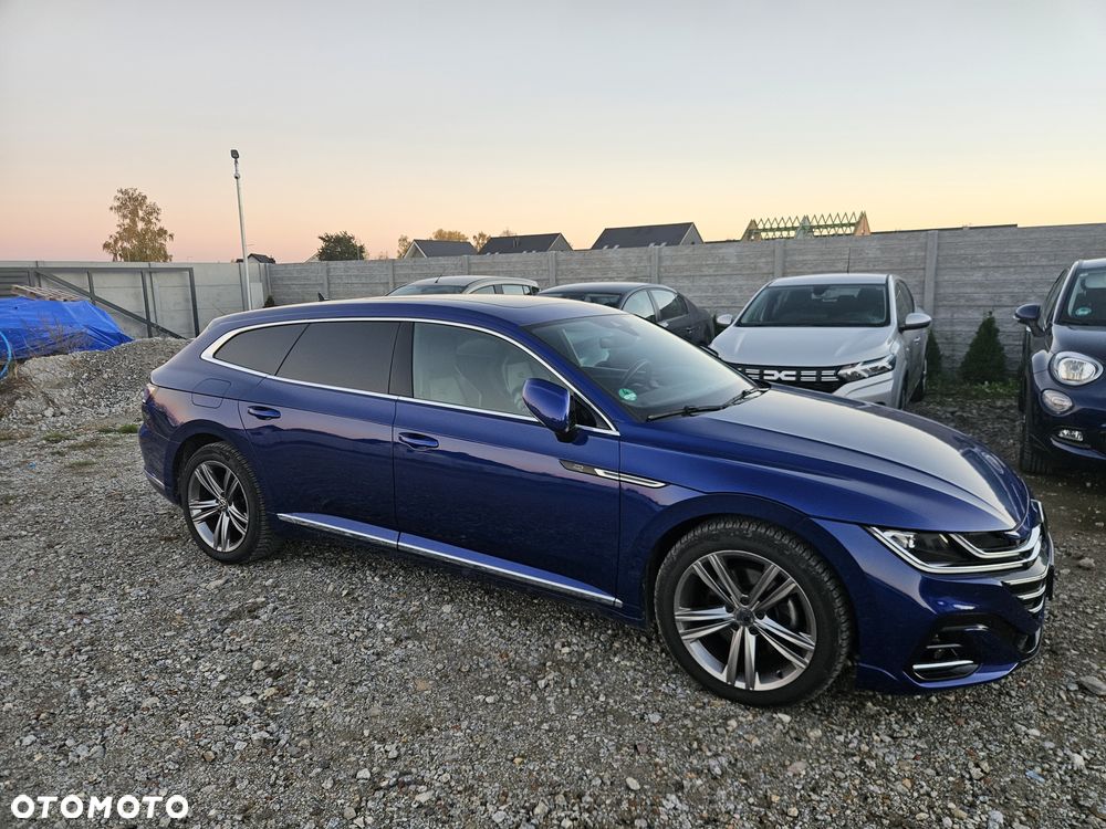 Volkswagen Arteon 2.0 TDI SCR DSG R-Line - 11