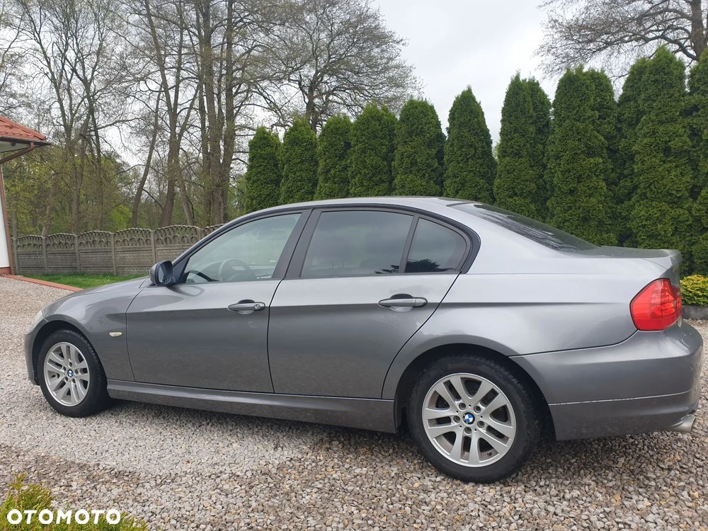 BMW Seria 3 320i Edition Lifestyle - 4