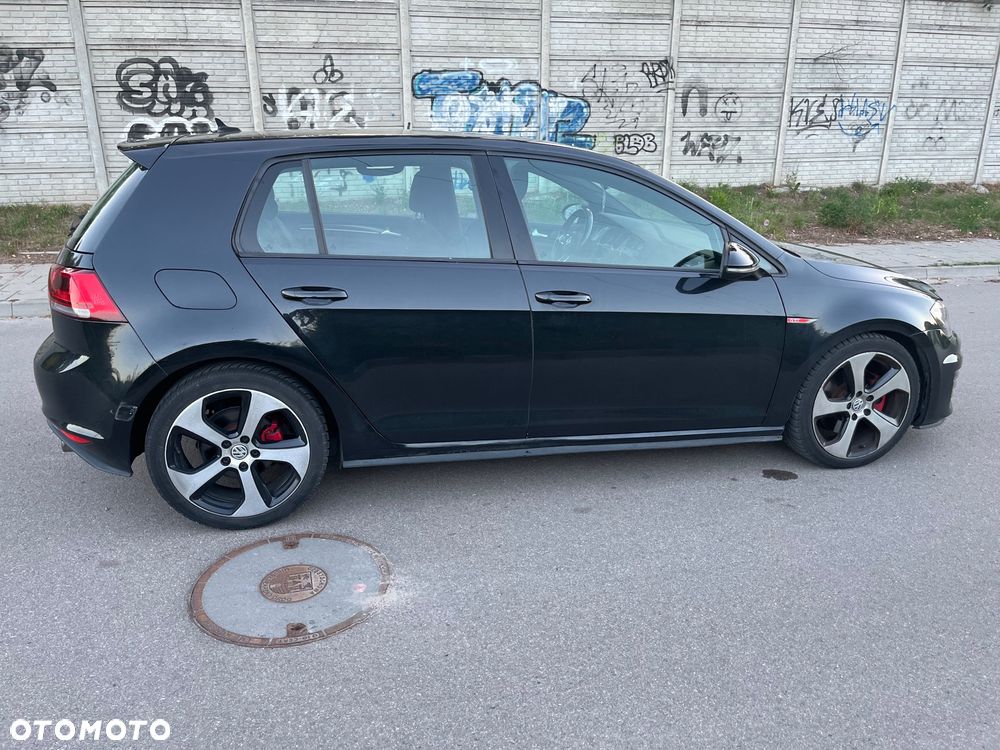 Volkswagen Golf 2.0 TSI BMT GTI DSG - 20