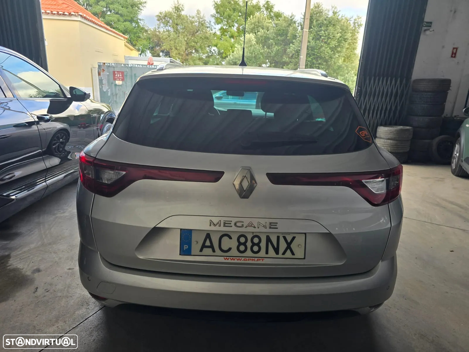 Renault Mégane Sport Tourer 1.5 Blue dCi Limited - 6
