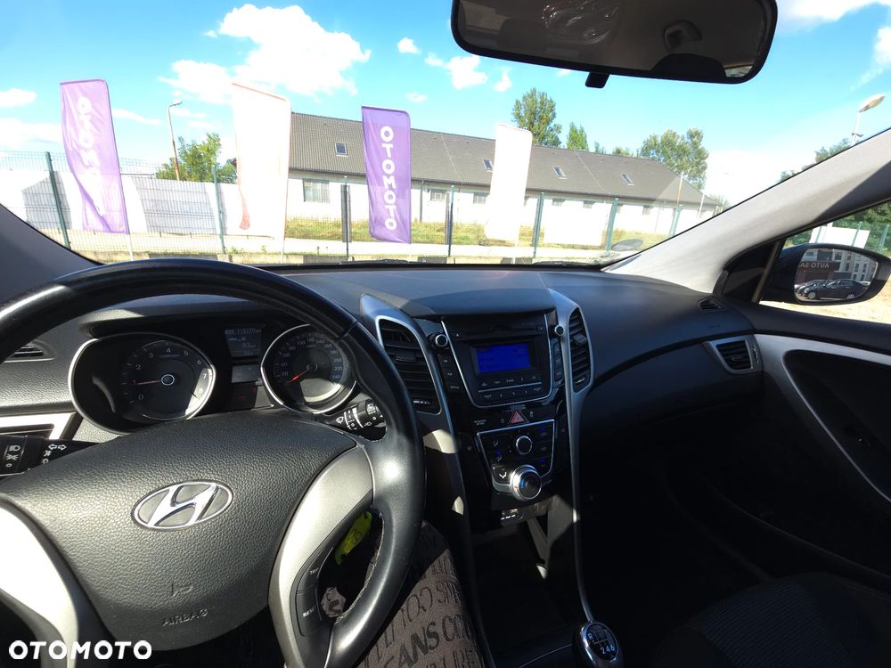 Hyundai i30 blue 1.4 Classic - 28