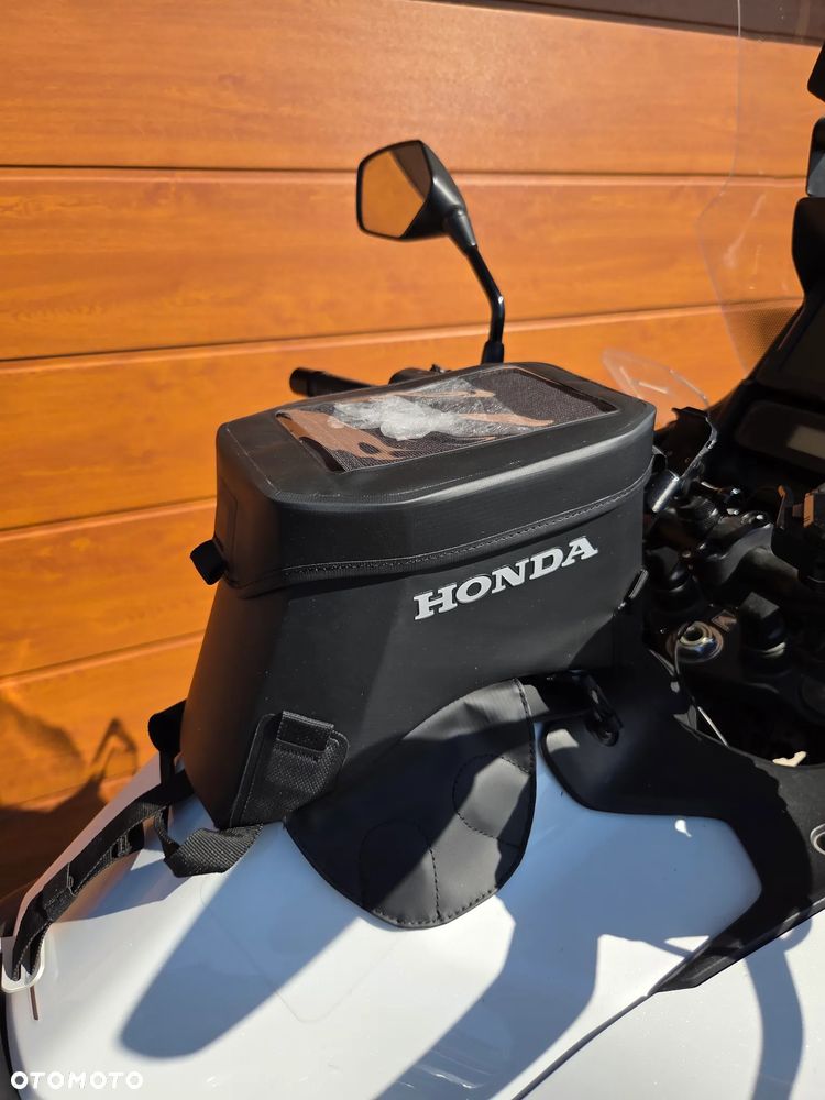 Honda NT - 12