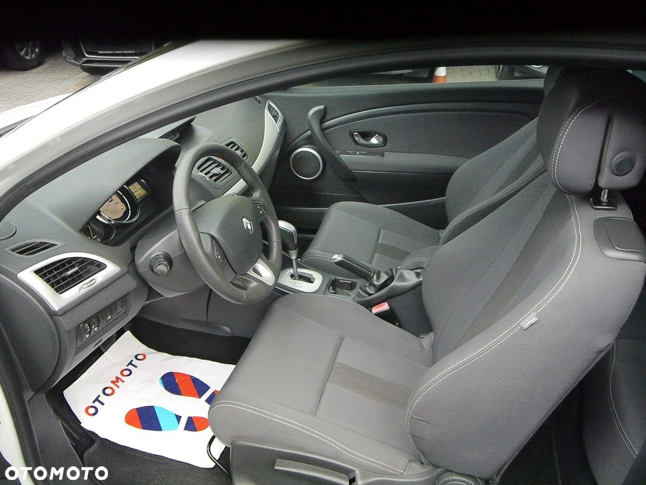 Renault Megane 2.0 16V Dynamique CVT - 25
