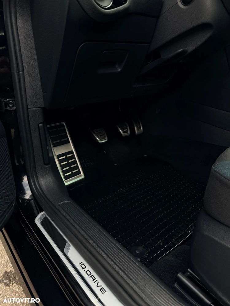 Volkswagen Golf 1.6 TDI SCR IQ.DRIVE - 12