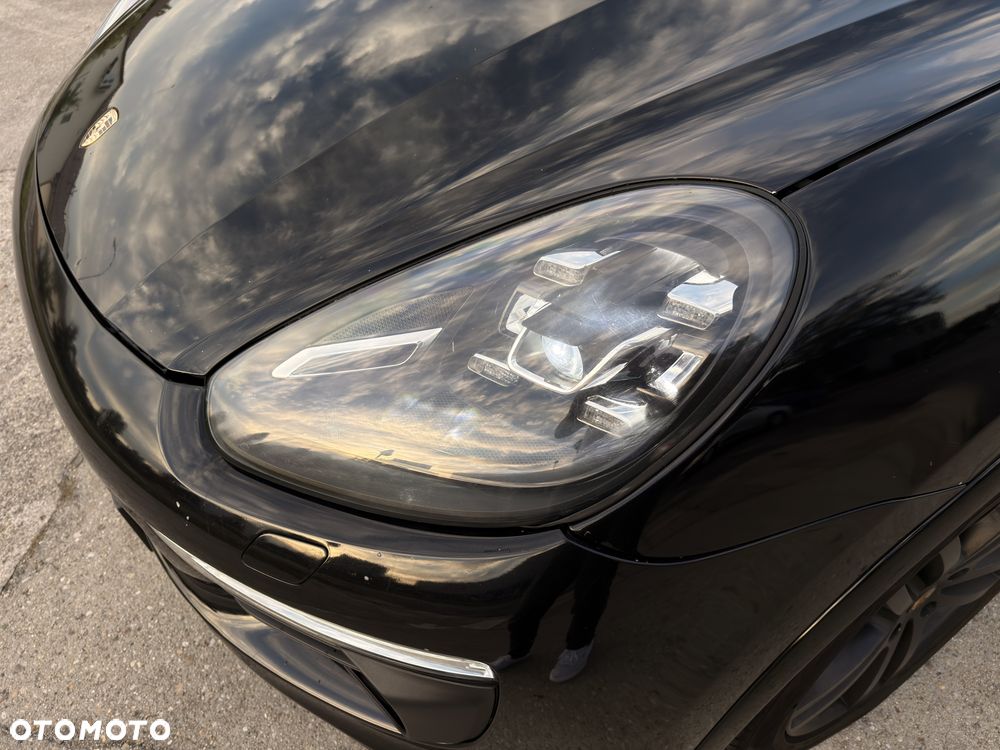 Porsche Cayenne Platinum Edition - 6