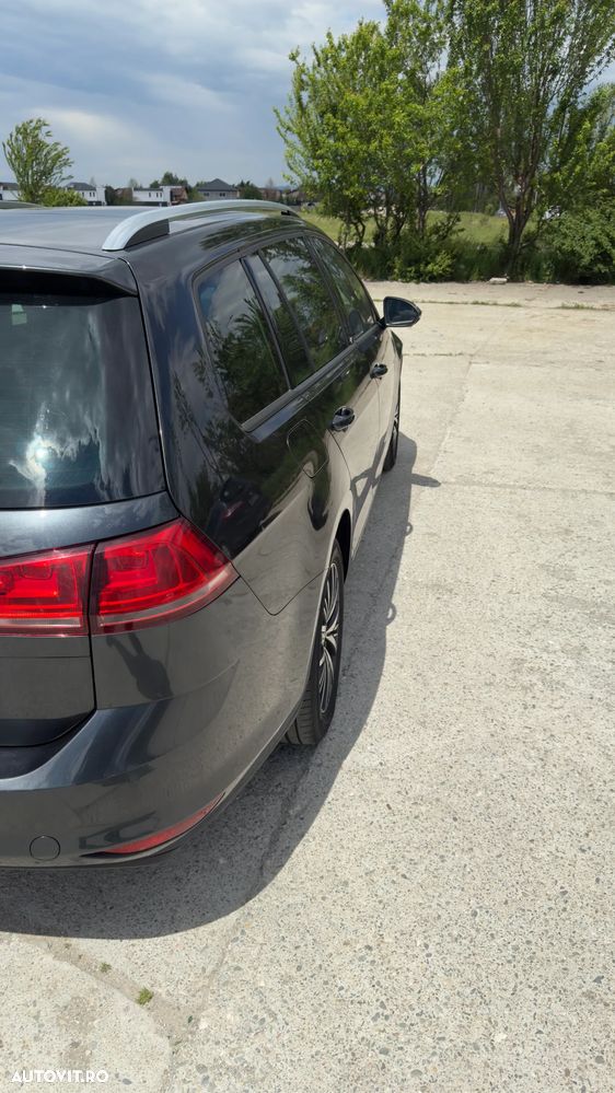 Volkswagen Golf 1.6 TDI BlueMotion Technology DSG Allstar - 3