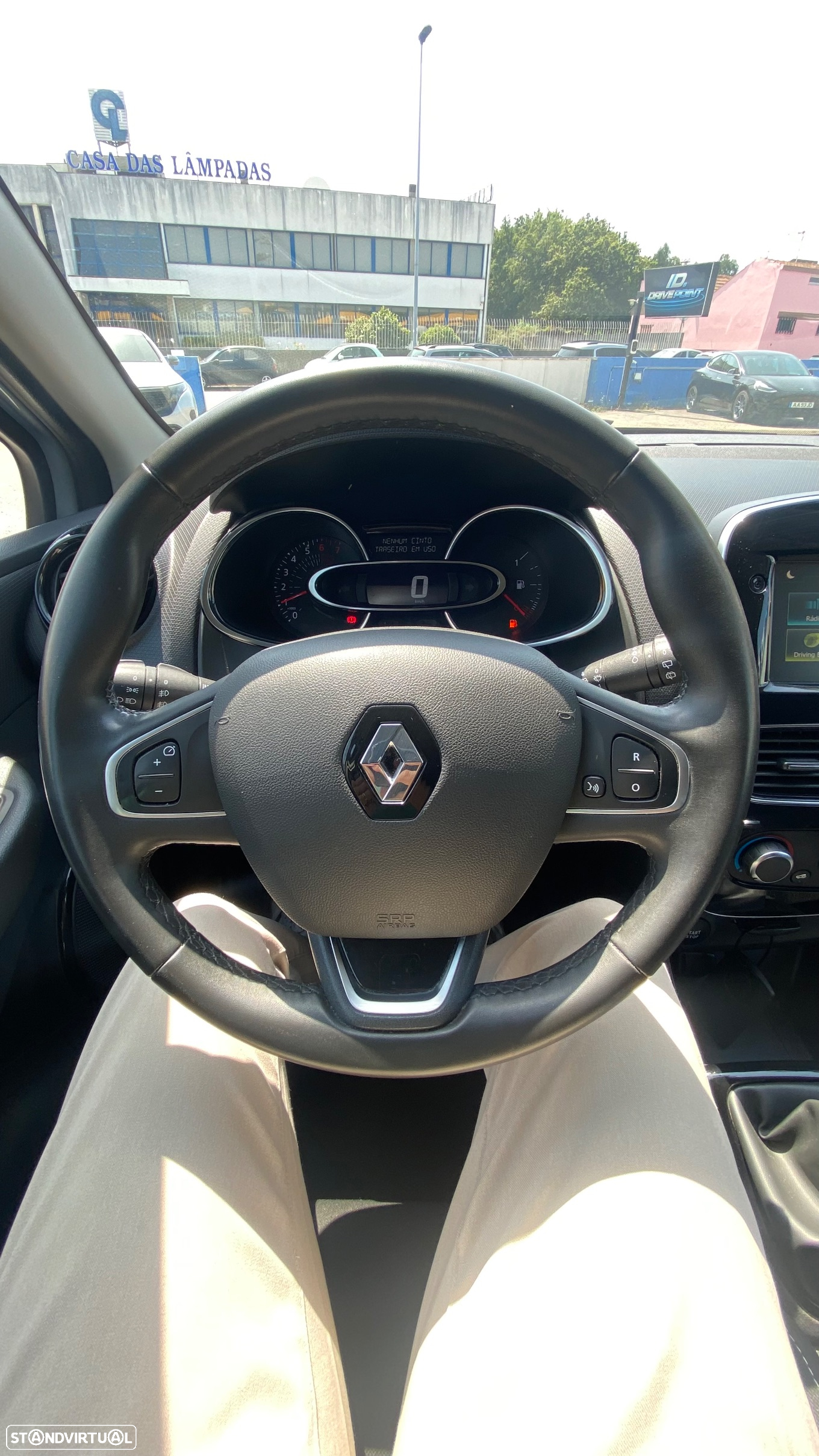 Renault Clio Sport Tourer 0.9 TCe Limited - 28