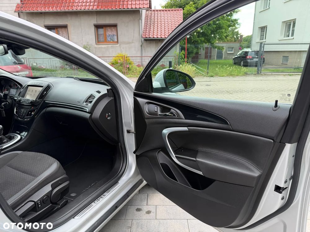 Opel Insignia 1.4 T Cosmo S&S - 31